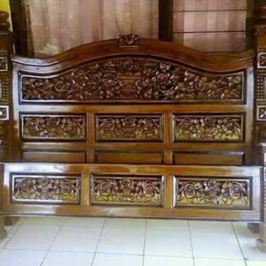 Tempat Tidur Rahwana Klasik Kayu Jati Premium