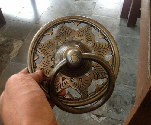 Handel Pegangan Pintu Tarikan Bundar Klasik 01