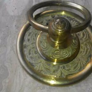Handel Pintu Kuningan Antik Bundar