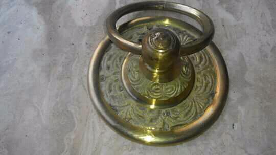Handel Pintu Kuningan Antik Bundar