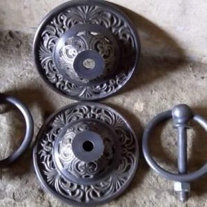 Handel Pintu Antik Tarikan Besi Hitam